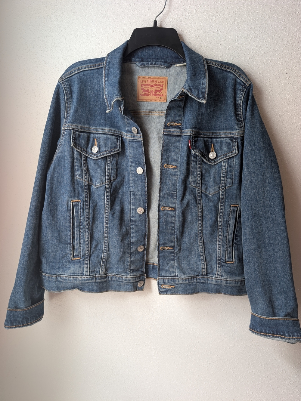 Levi's Medium Blue Denim Trucker Jacket